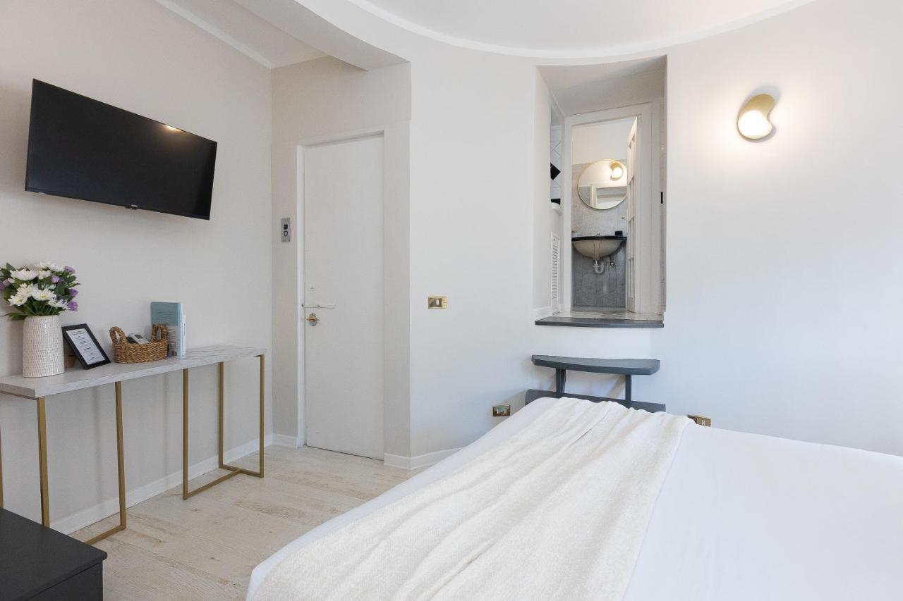 Tiny Studio Piazza Del Popolo Hotel โรม ภายนอก รูปภาพ