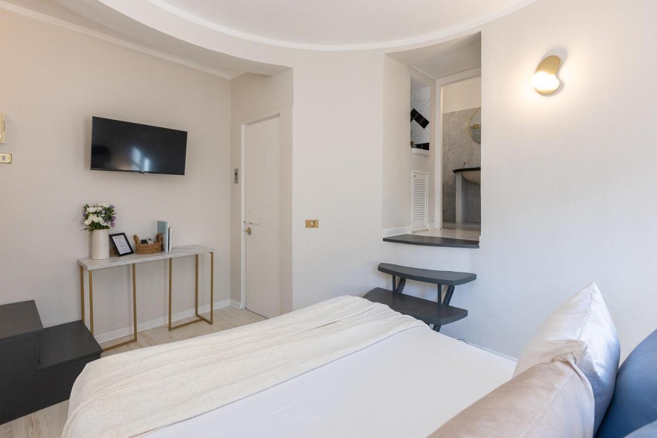 Tiny Studio Piazza Del Popolo Hotel โรม ภายนอก รูปภาพ